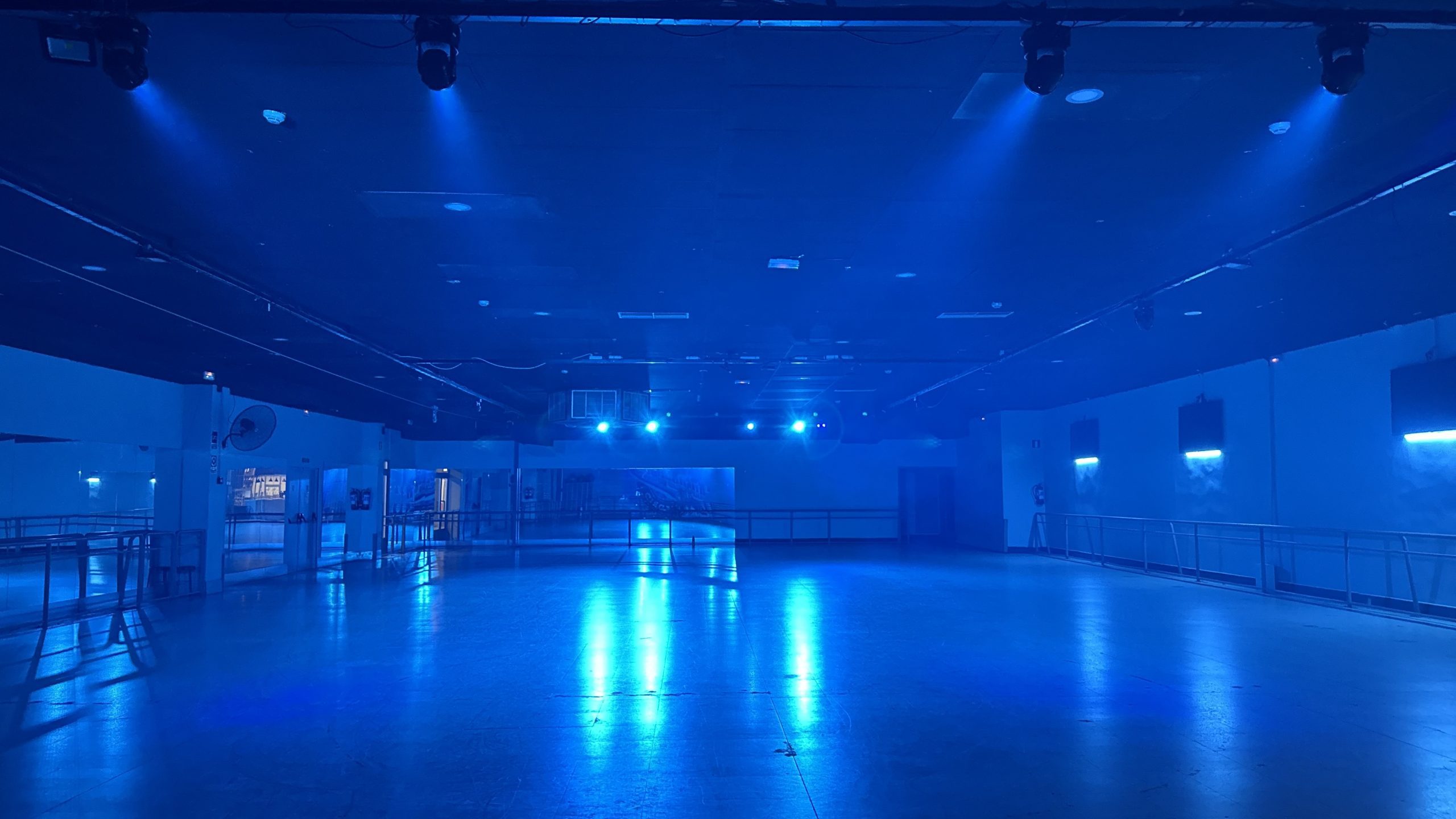roller-center-sala-blue