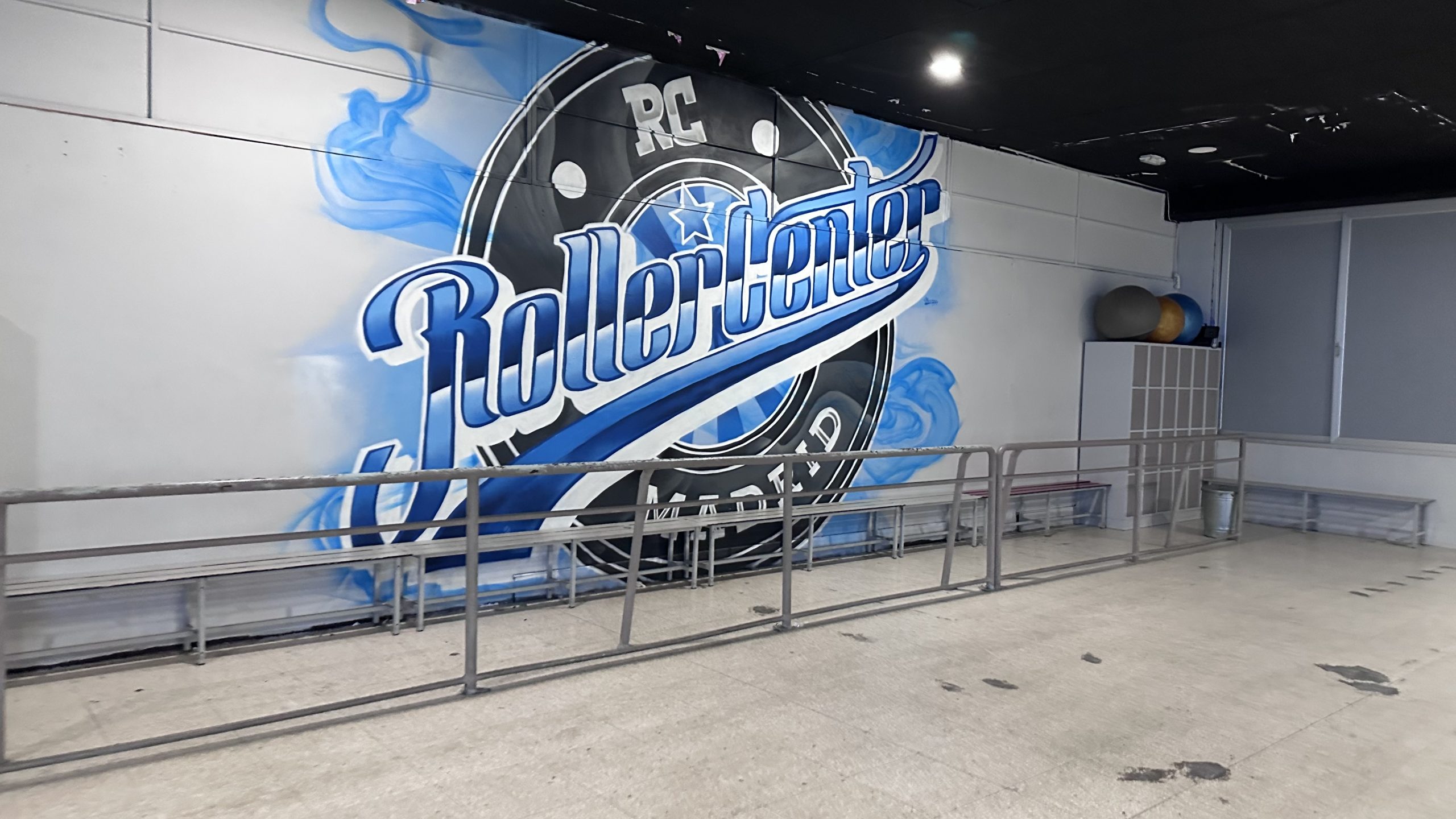 roller-center-sala-normal-logo-pared2